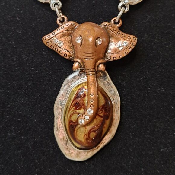 VTG Chico's Elephant Pendant Necklace Boho Safari Silver Tone Beads 32in - Picture 3 of 10